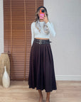 Kahve Çift Kemerli Pileli Etek VE Dilvin Uzun Kollu Crop Top-Ekru
